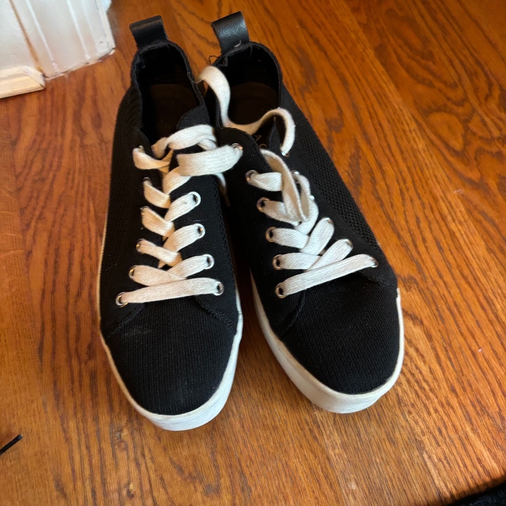 Aqua platformSneakers